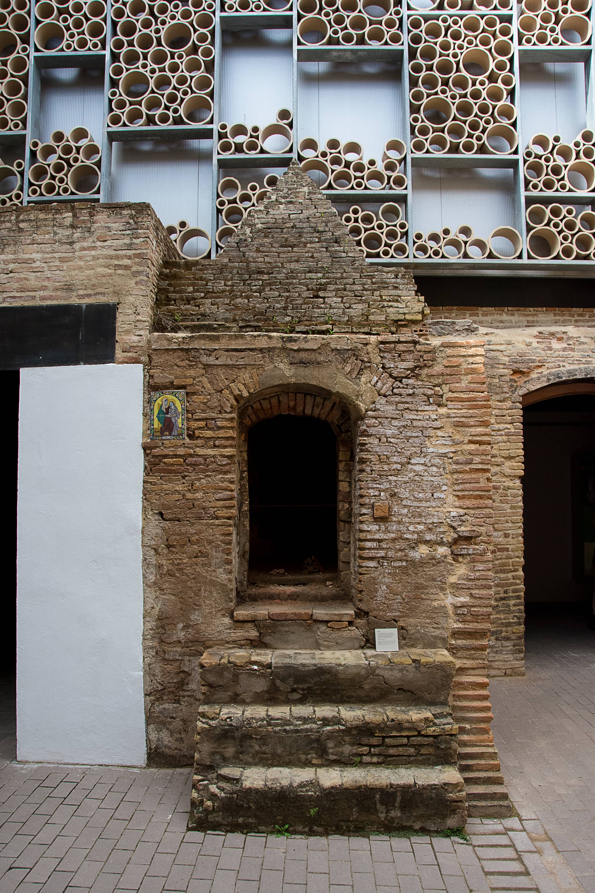 Ceramics of Triana