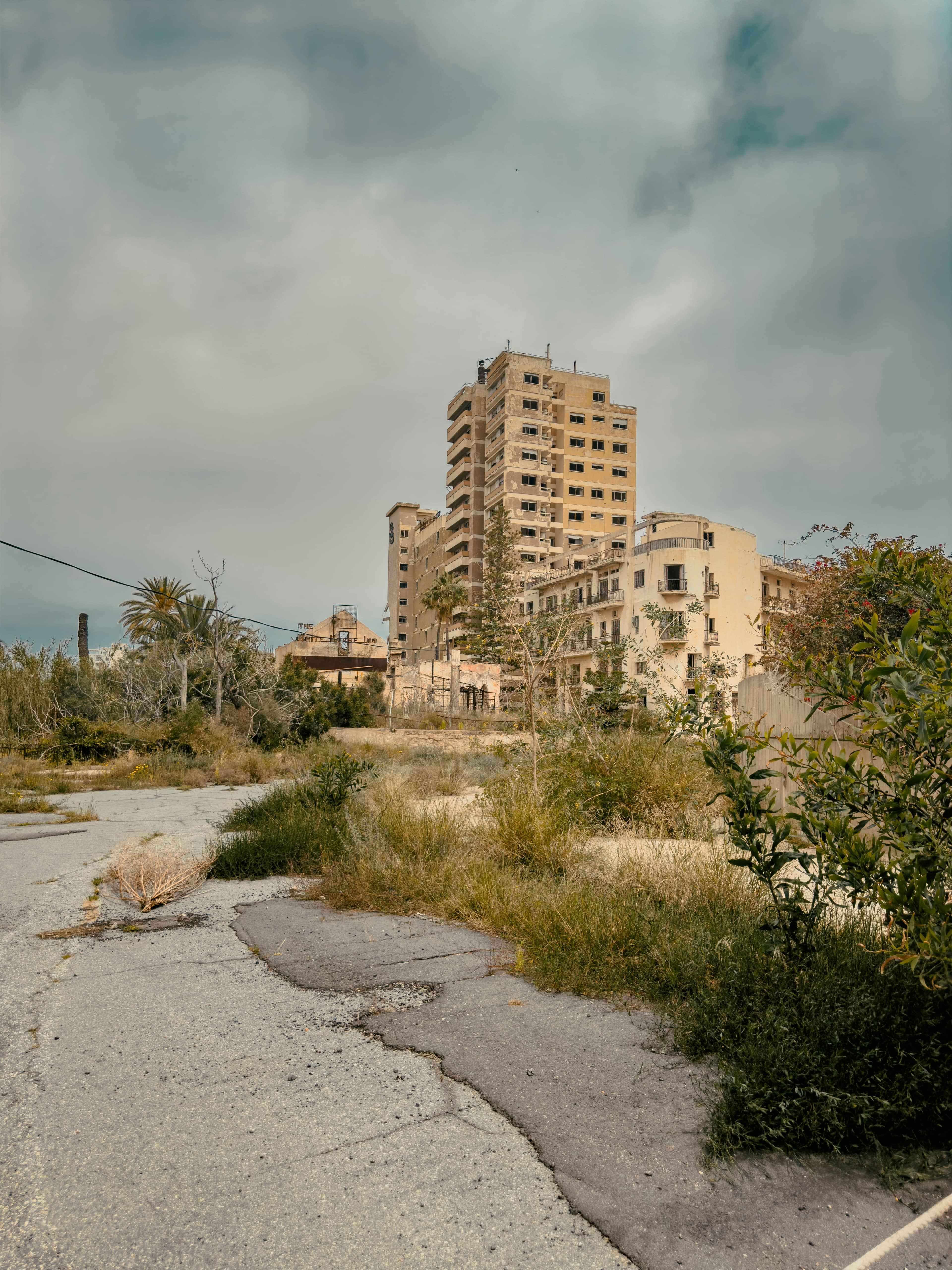 Frozen-in-Time Streets