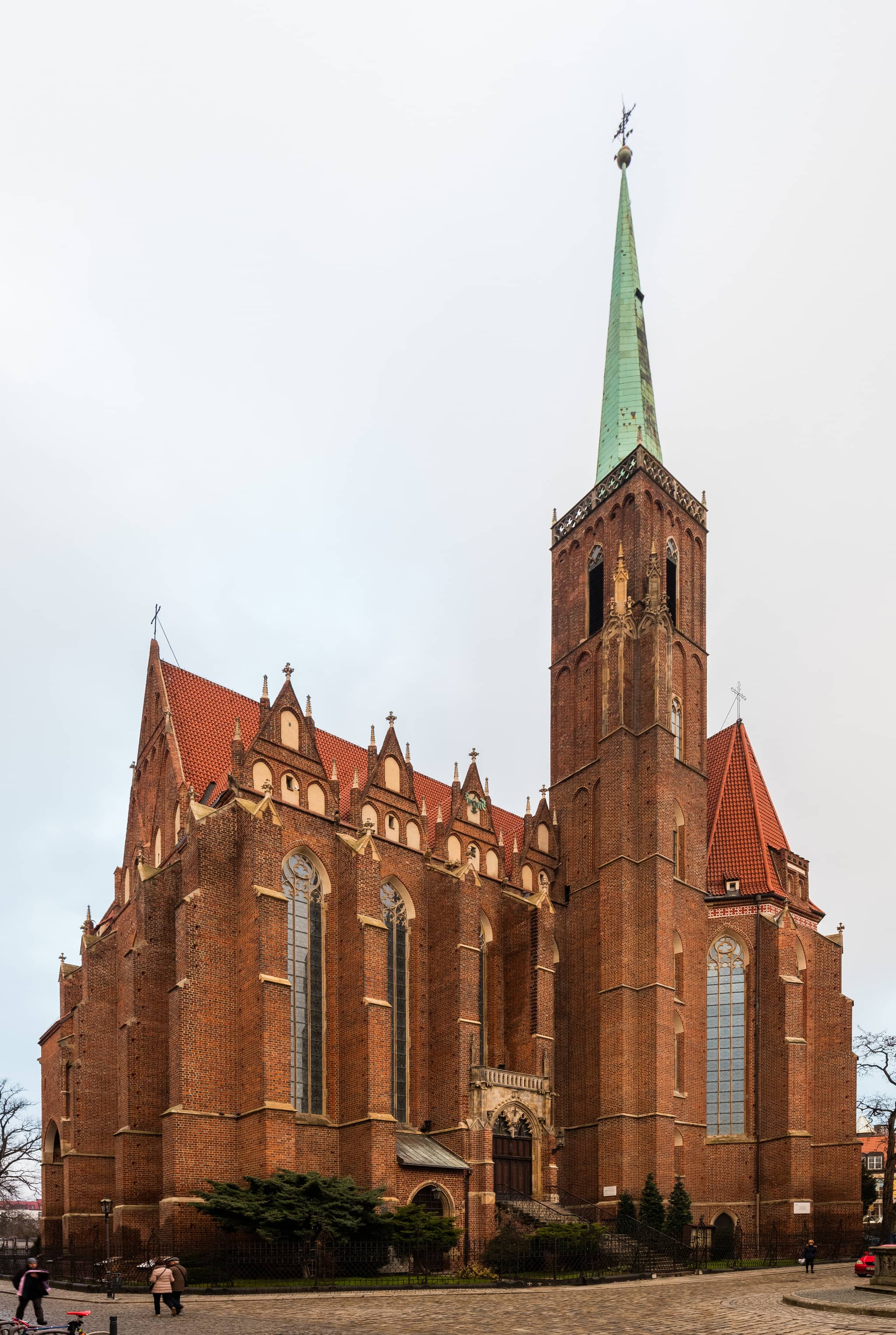 Cathedral Island Setting