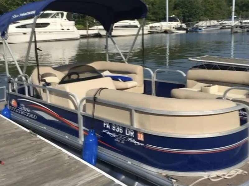 Kayak & Paddle Boat Rentals