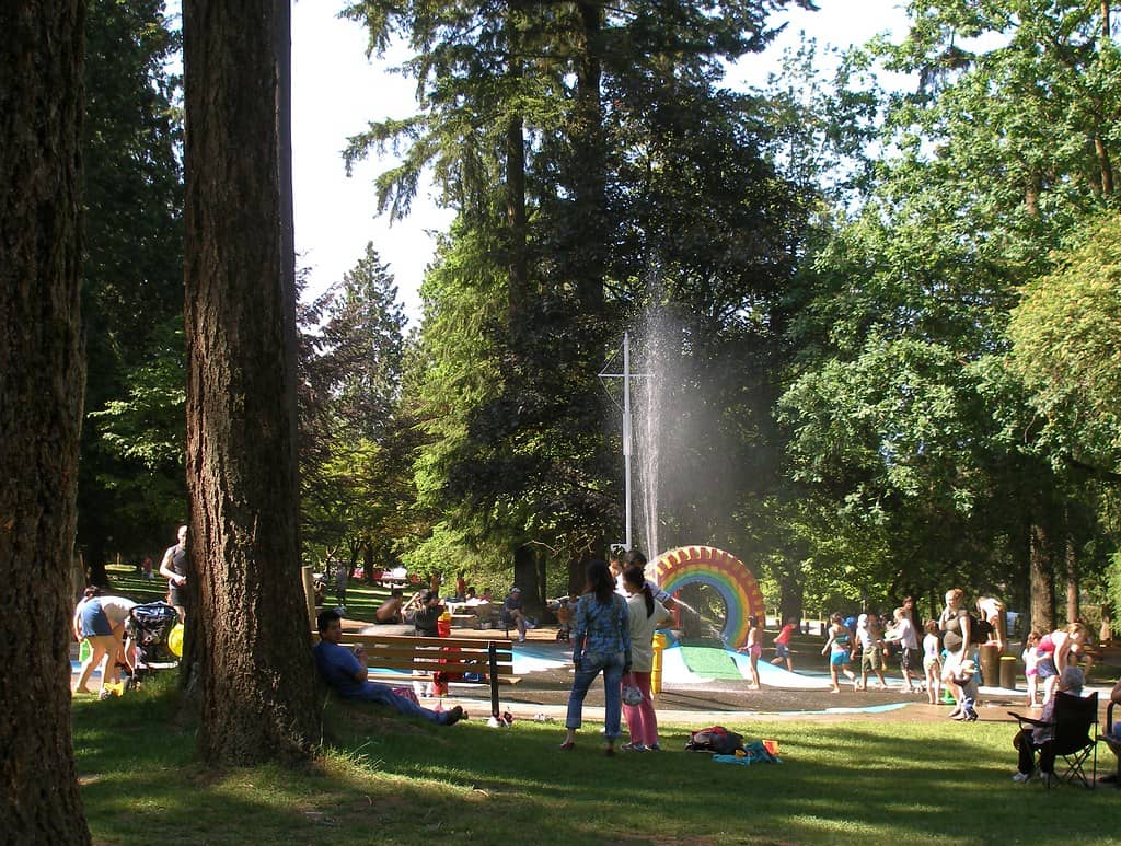 Spray Park & Playgrounds