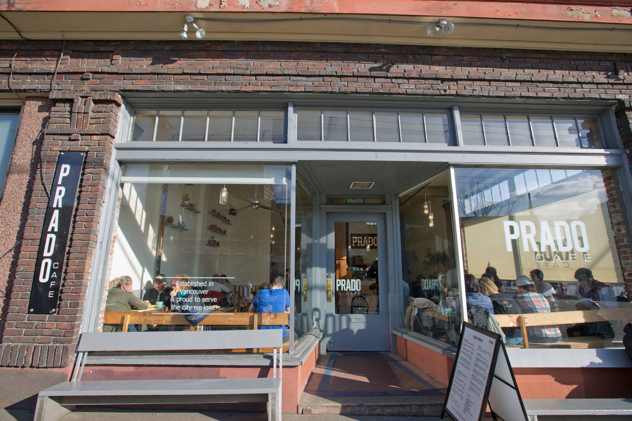 Community Hubs & Cafes