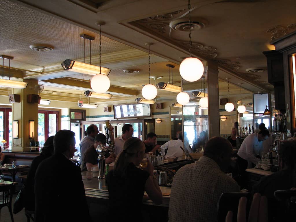 Surrounding Eateries