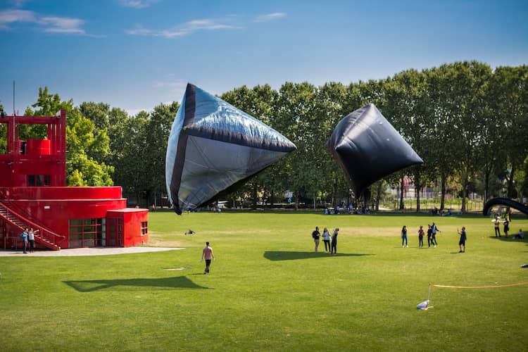 Cozy Viewing Terraces