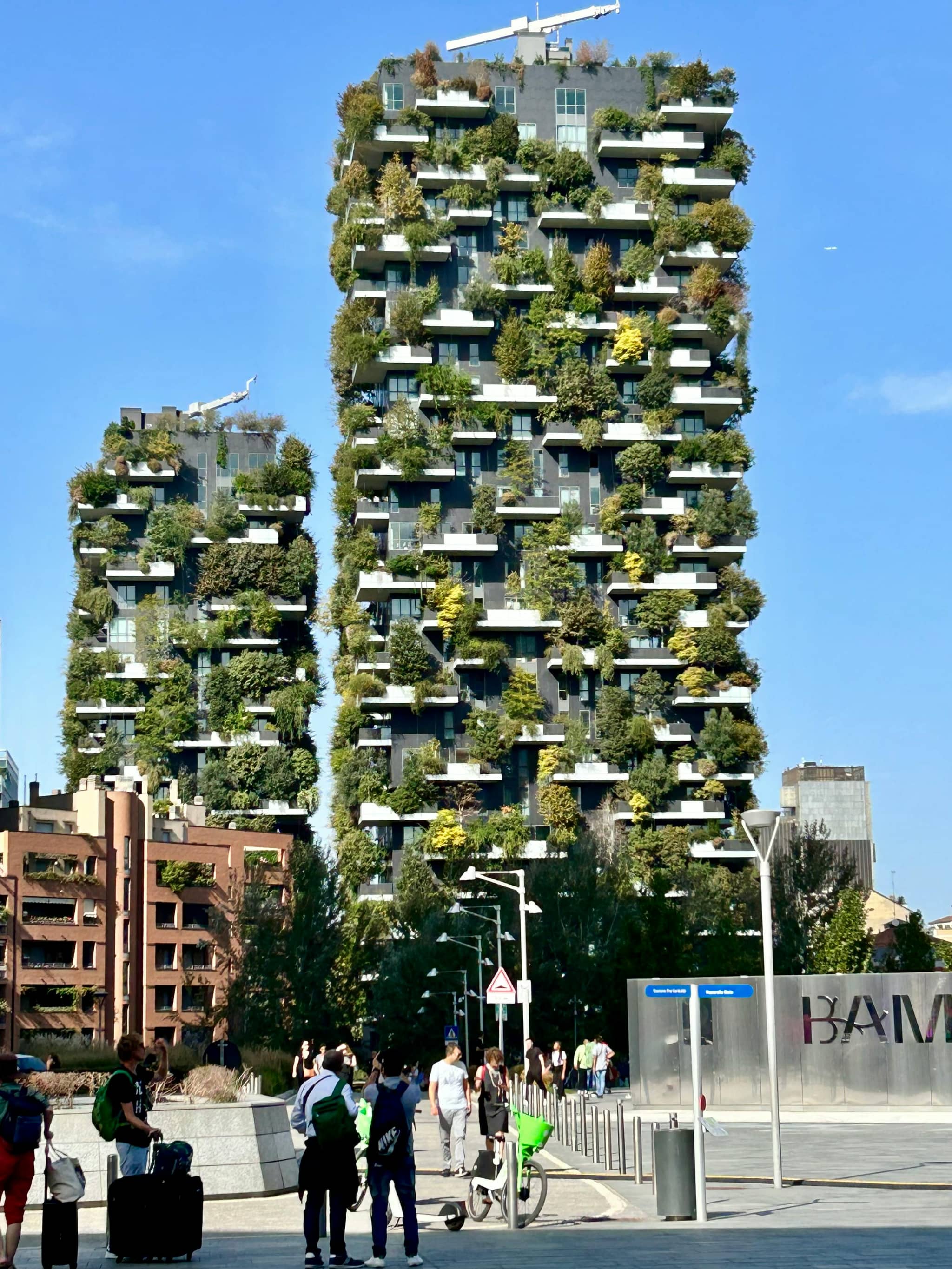 Surrounding Public Spaces