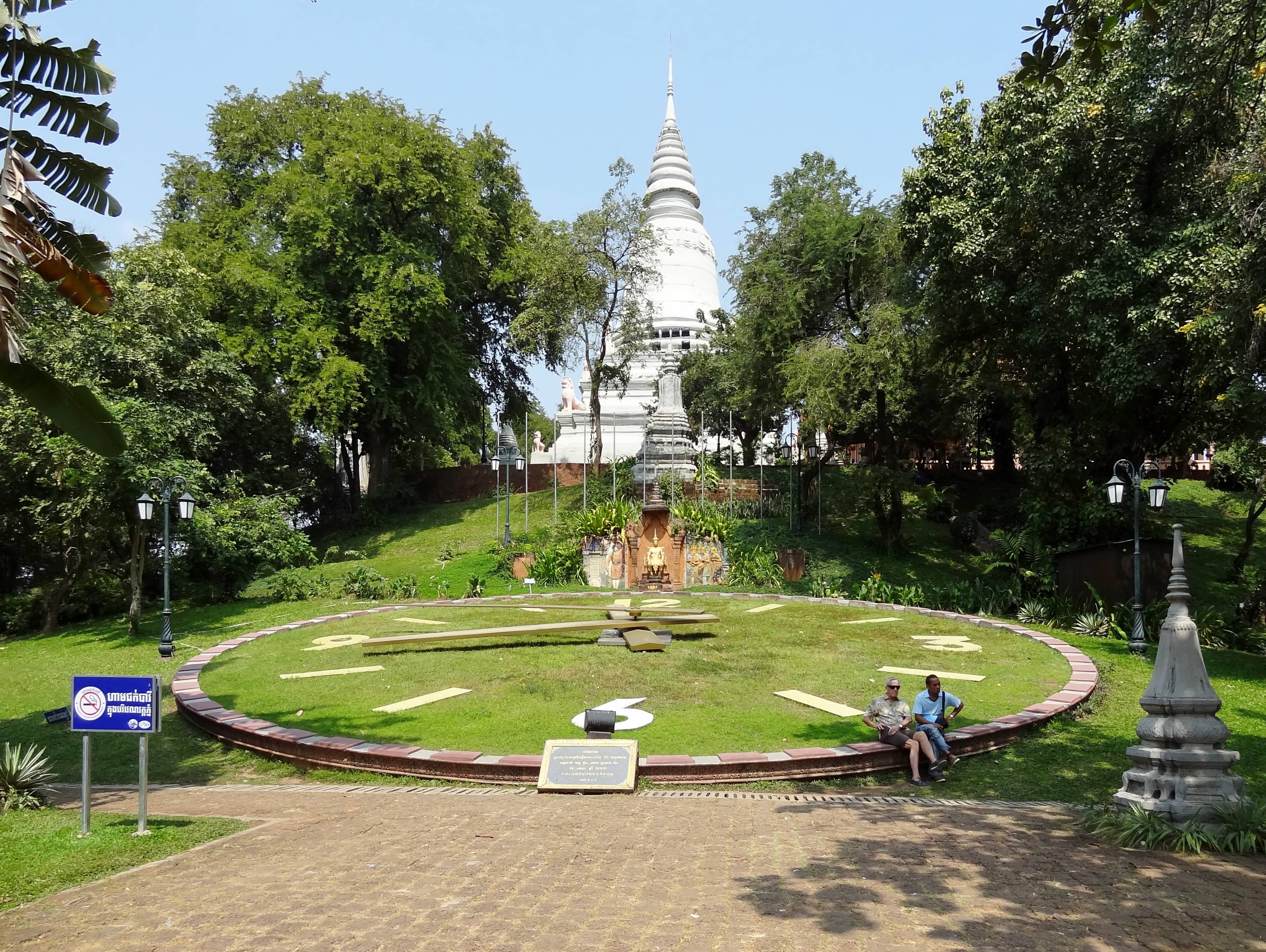 Fountain and Monument Lighting