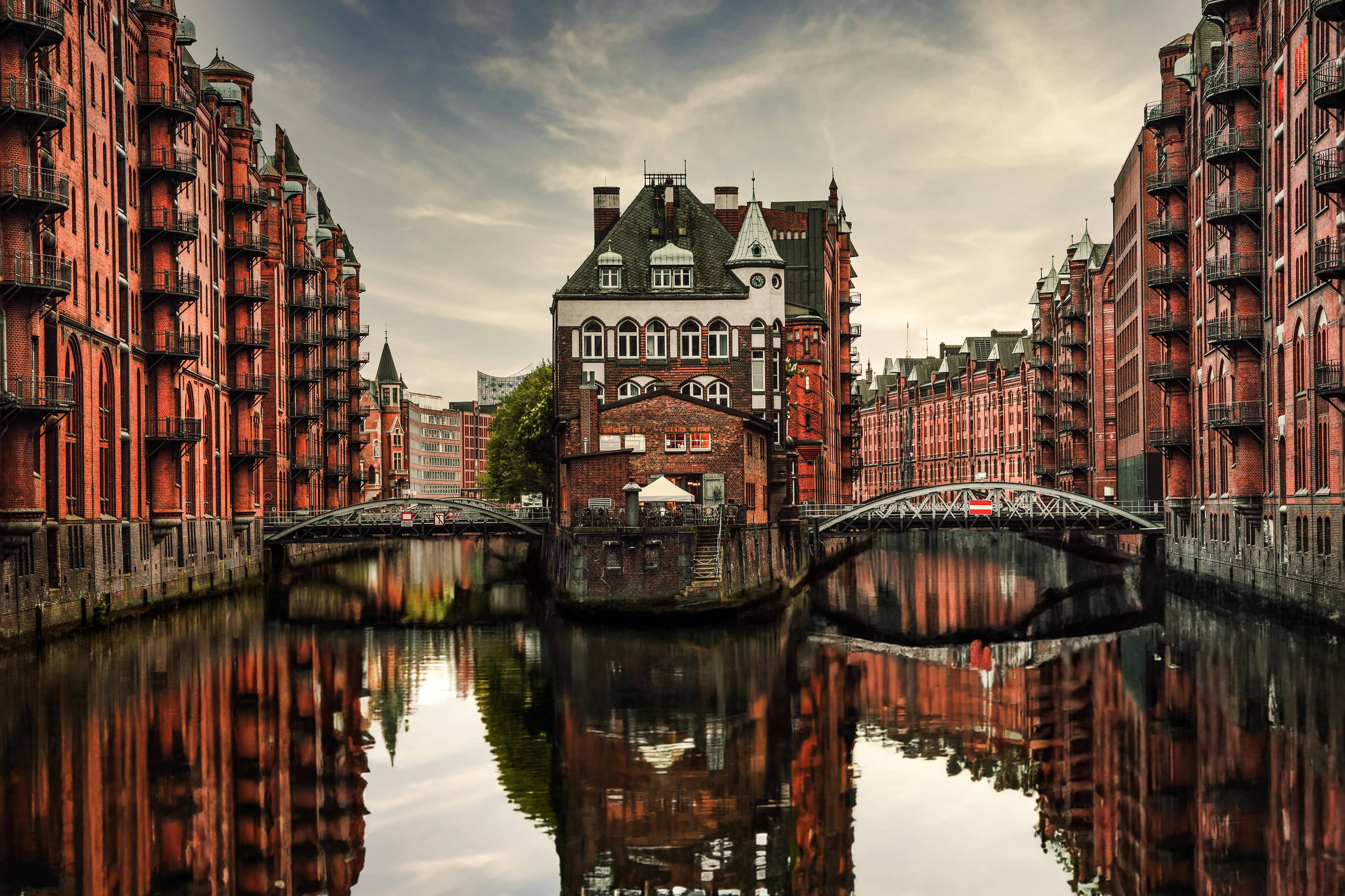 Speicherstadt & Kontorhaus District