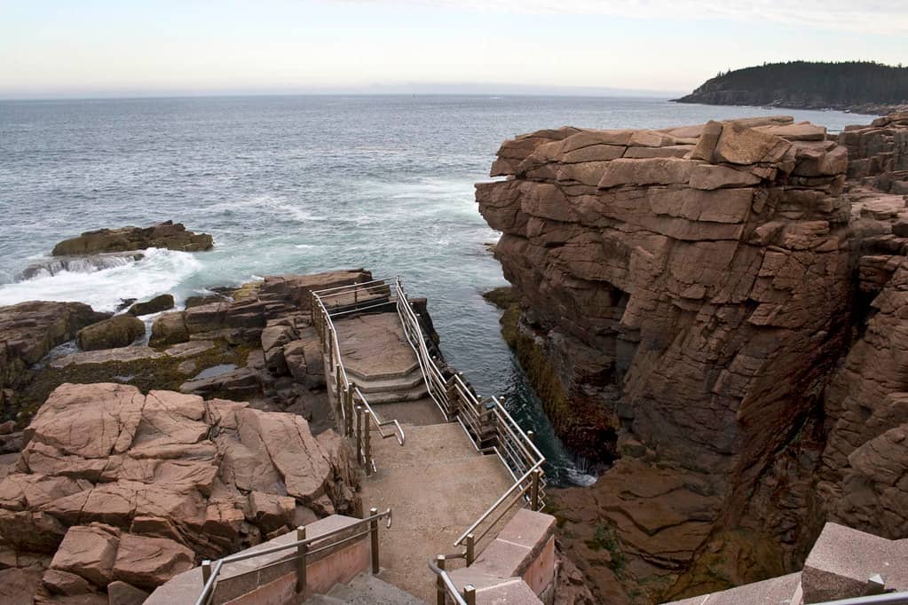 Ocean Path & Thunder Hole