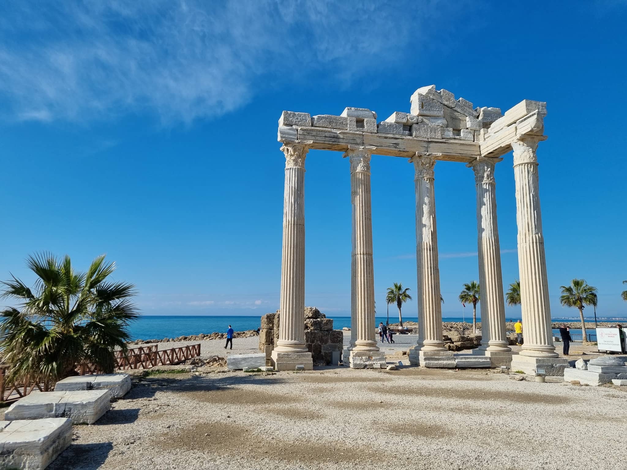 Panoramic Sea Views