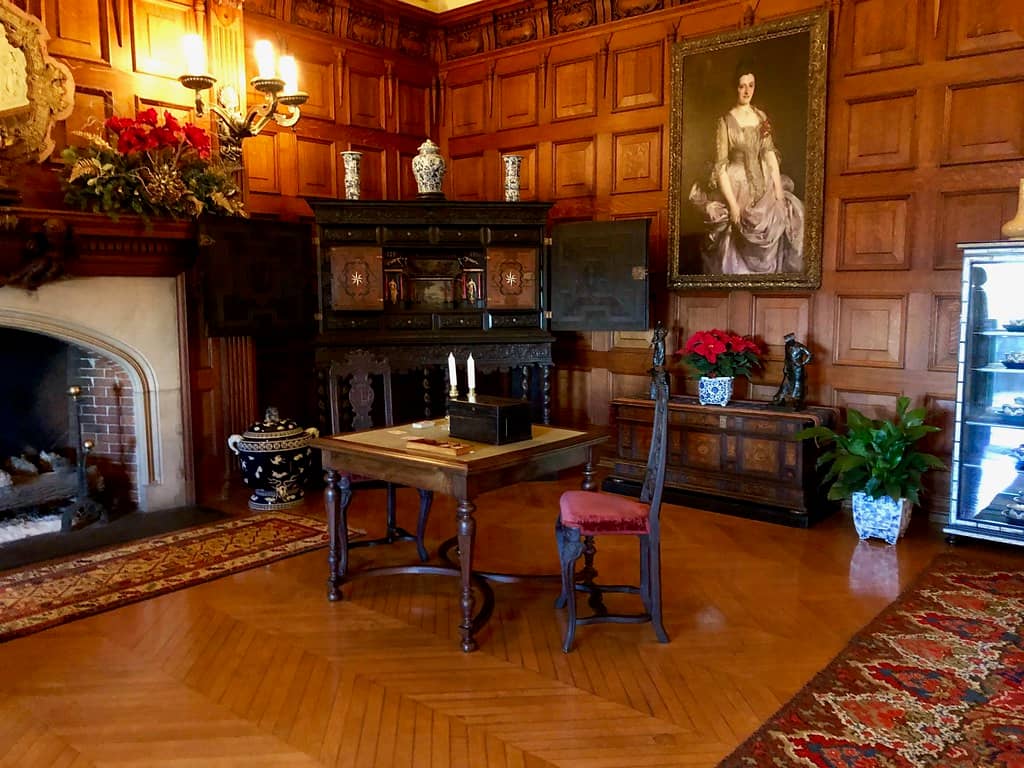 Eclectic Themed Rooms