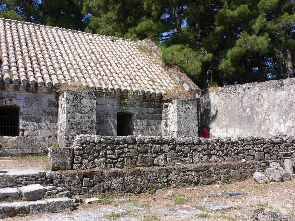 Historical Ruins & Barracks
