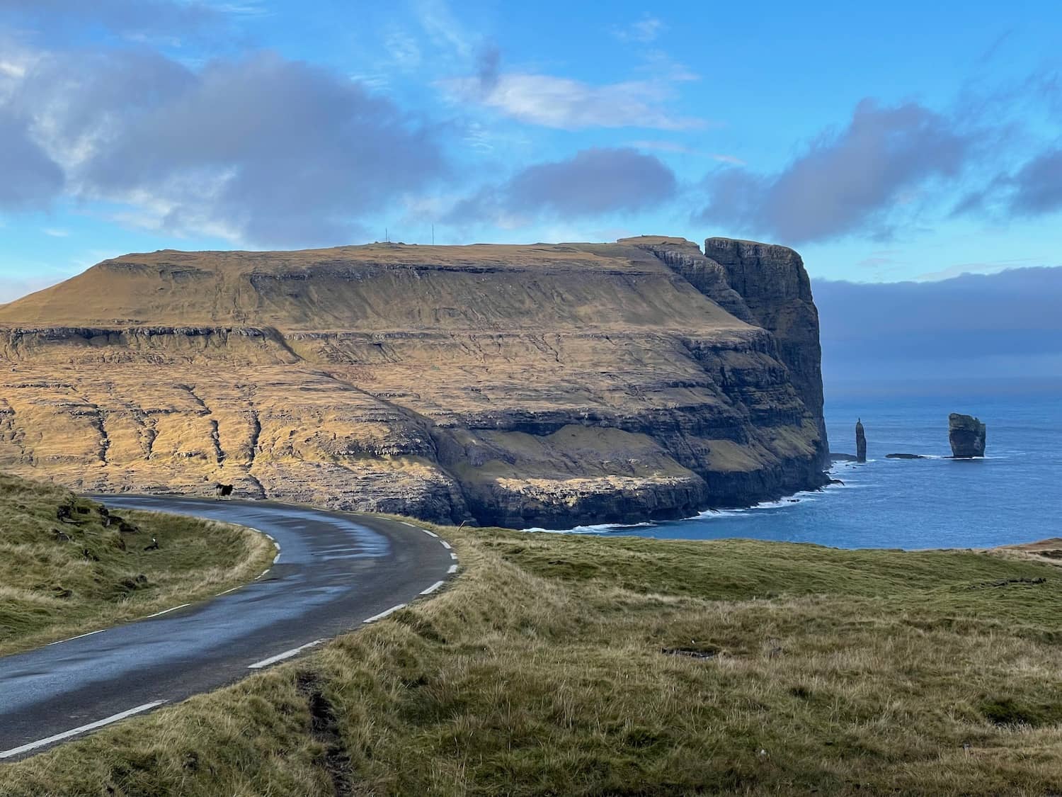 Scenic Drive to the Viewpoint