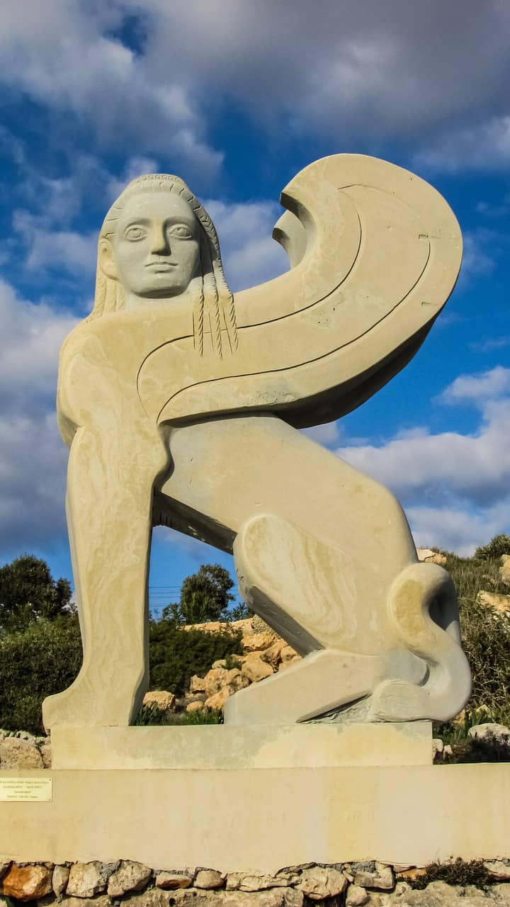 Artistic Sculptures