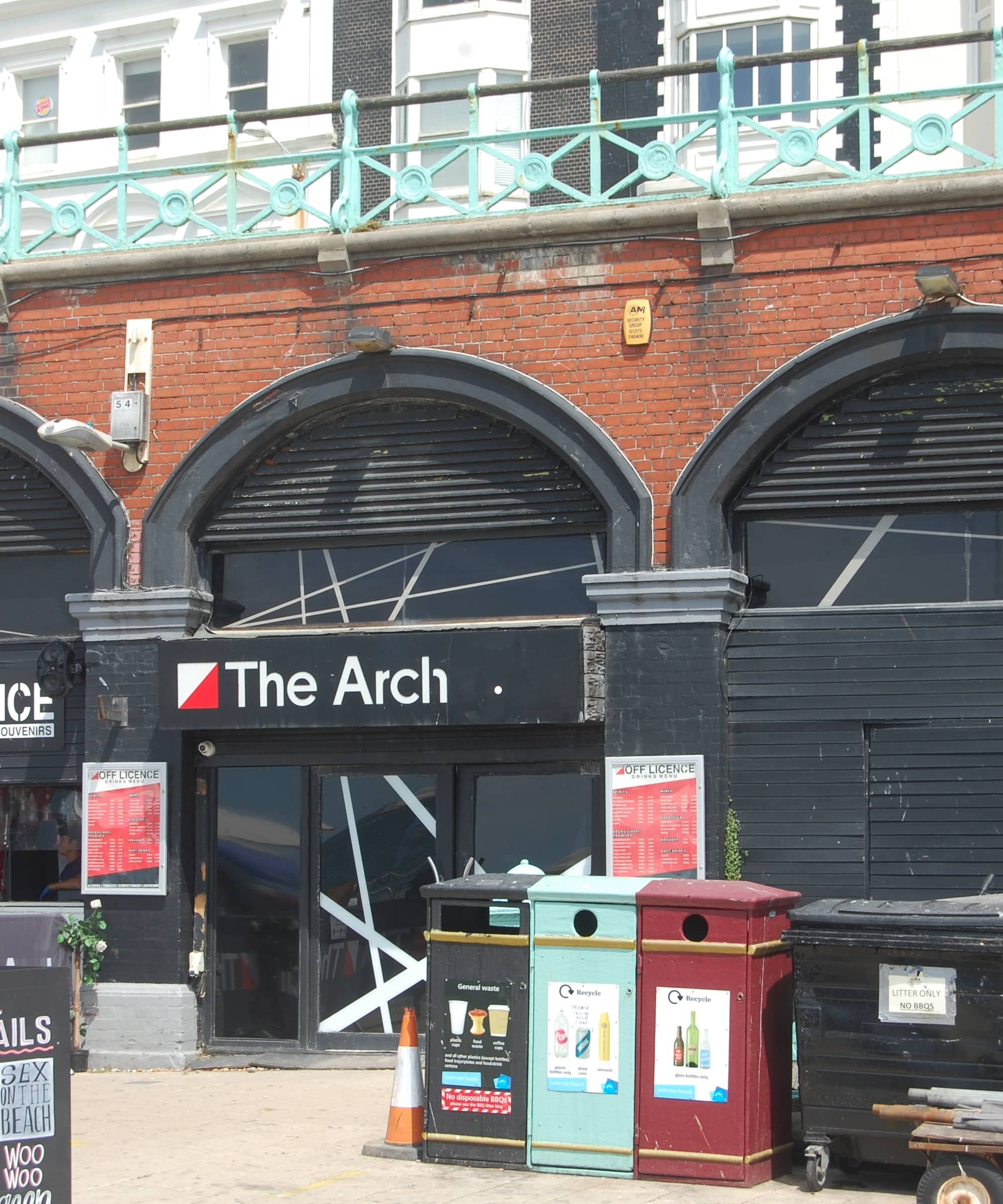 Seafood & Smoothie Arches