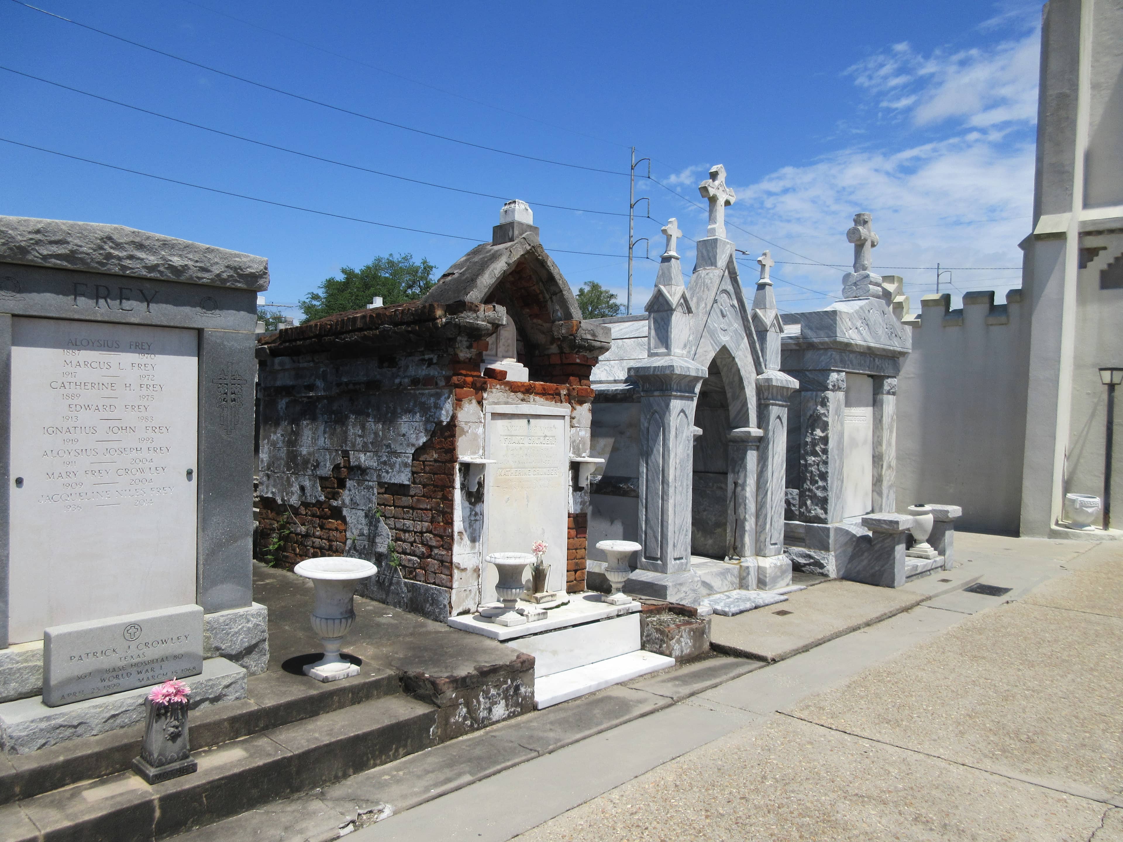 Above-Ground Marble Chambers
