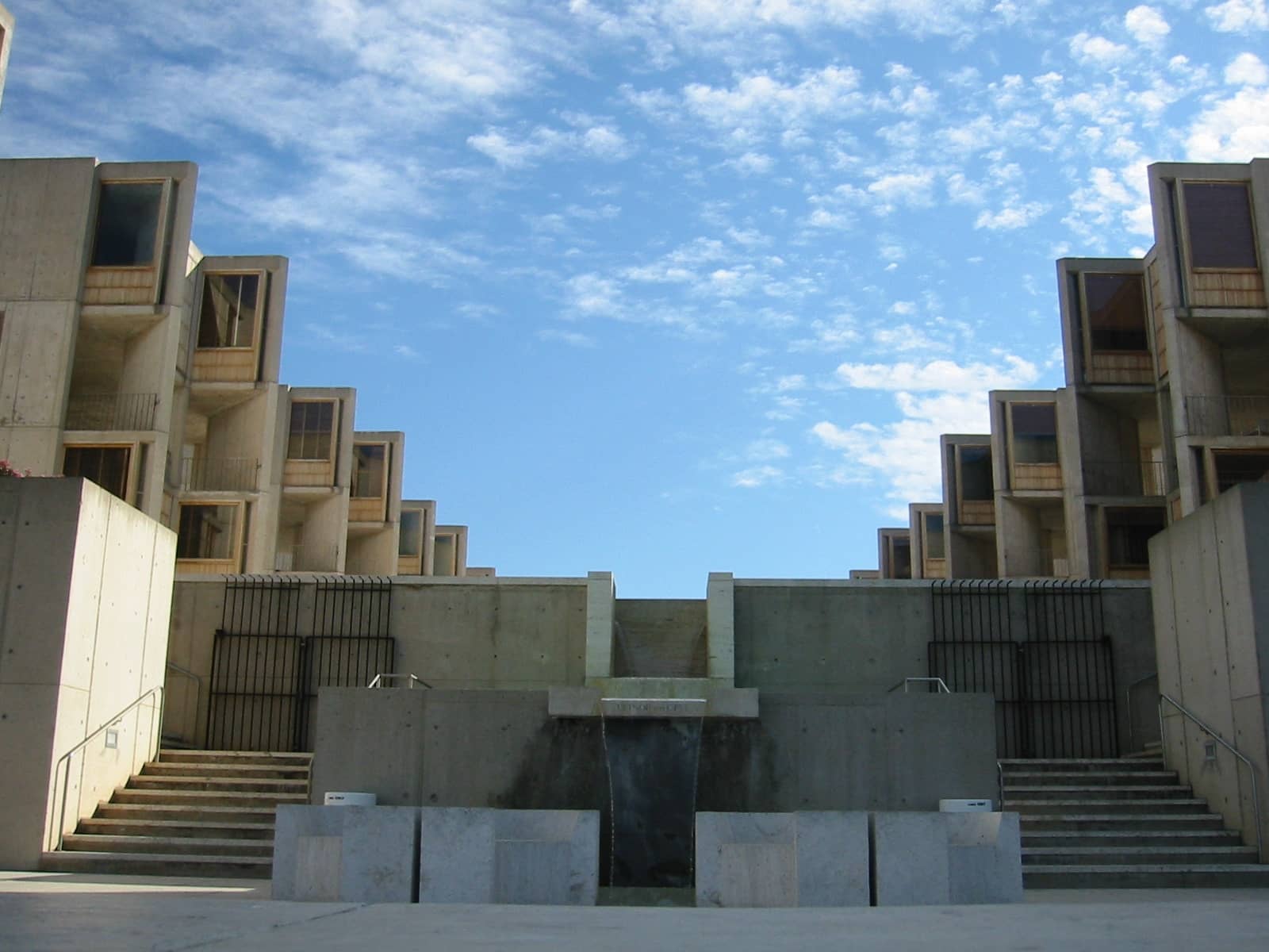 Louis Kahn's Brutalist Design