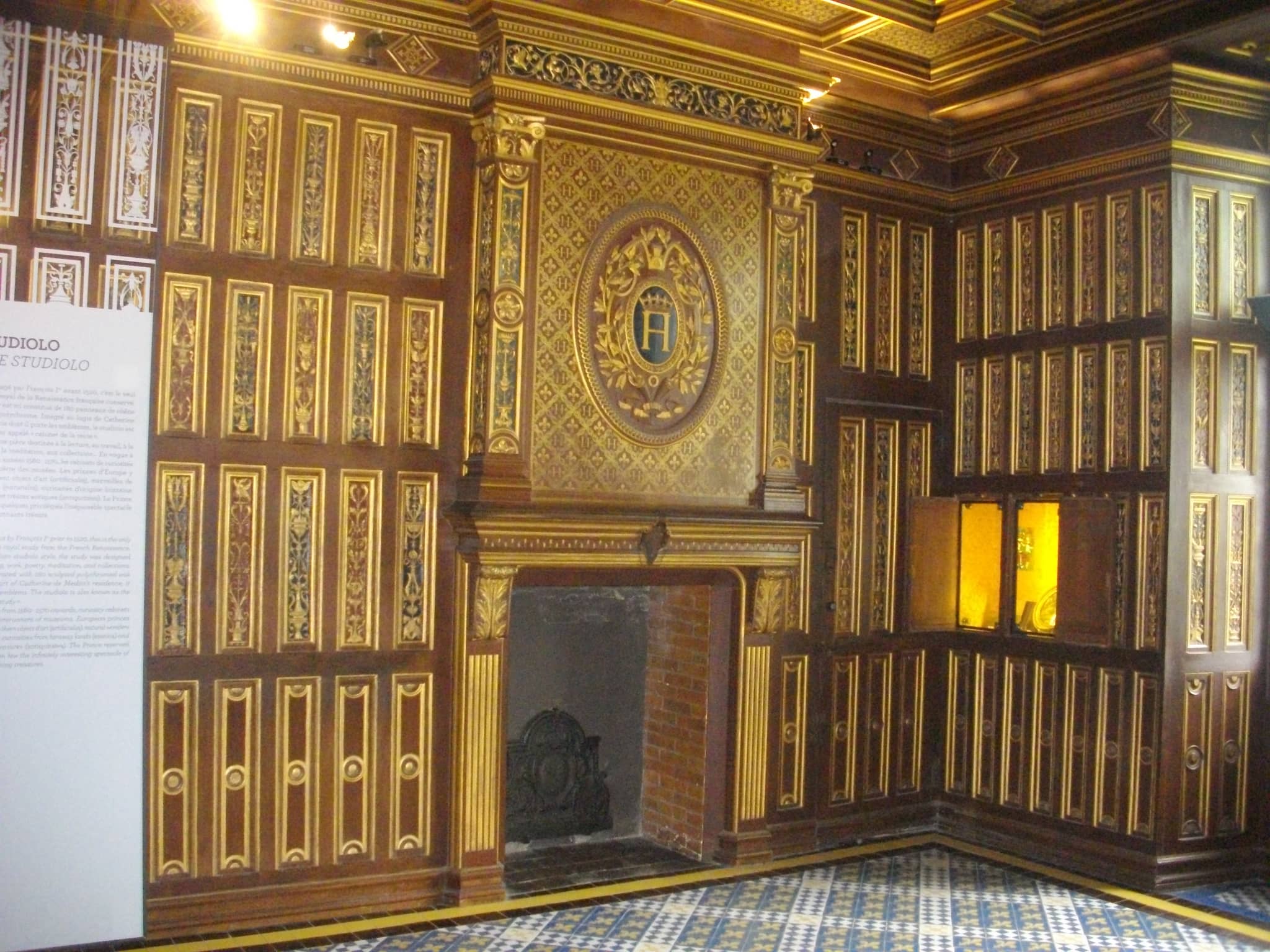 Royal Apartments