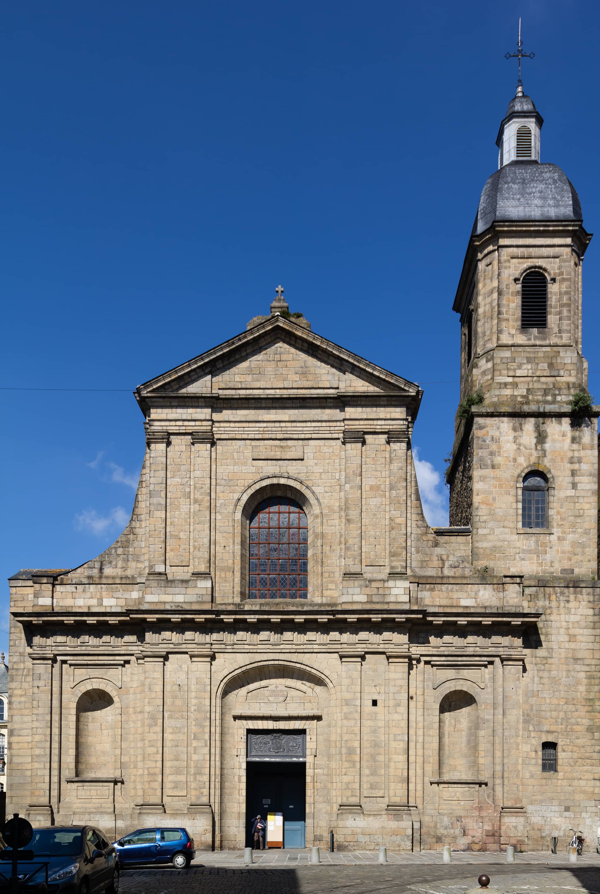 Saint-Sauveur Basilica