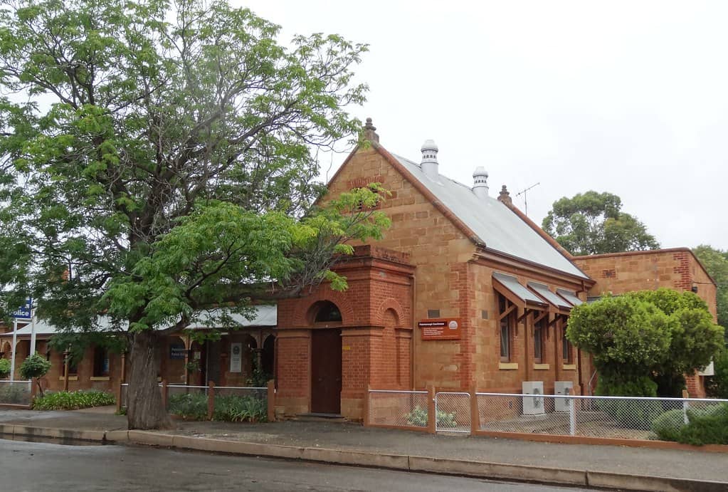 Charming Guided Tours