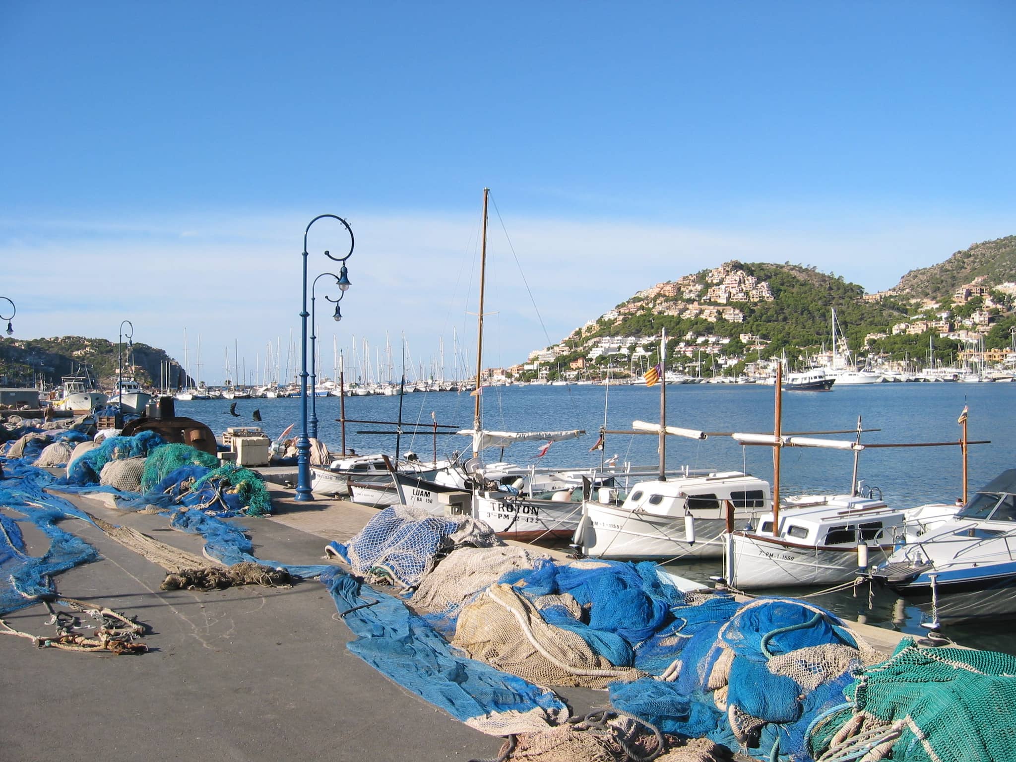 Working Fishing Port