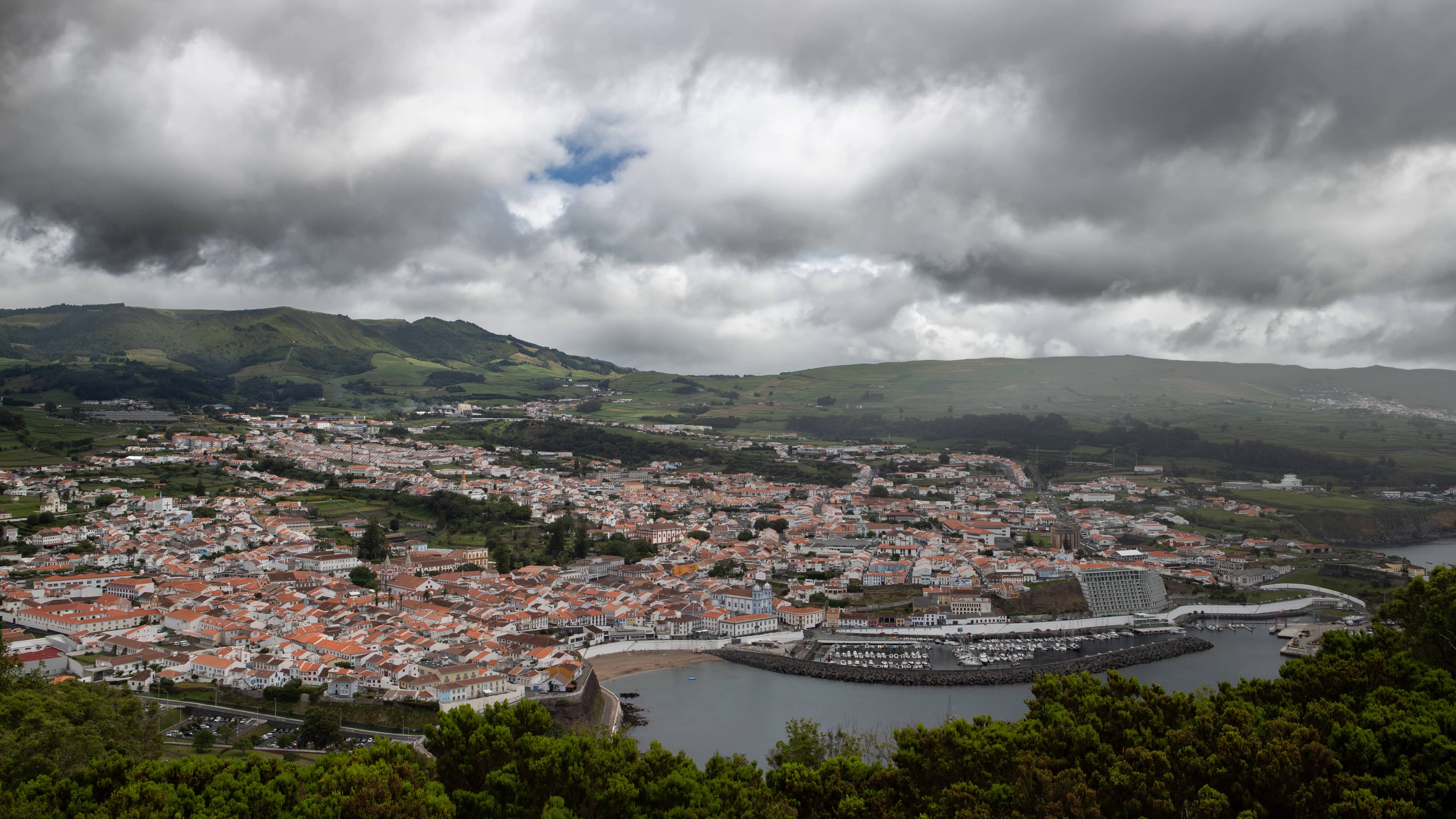 Restaurant with Sea View