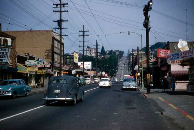 Queen Anne Avenue Shops & Cafes