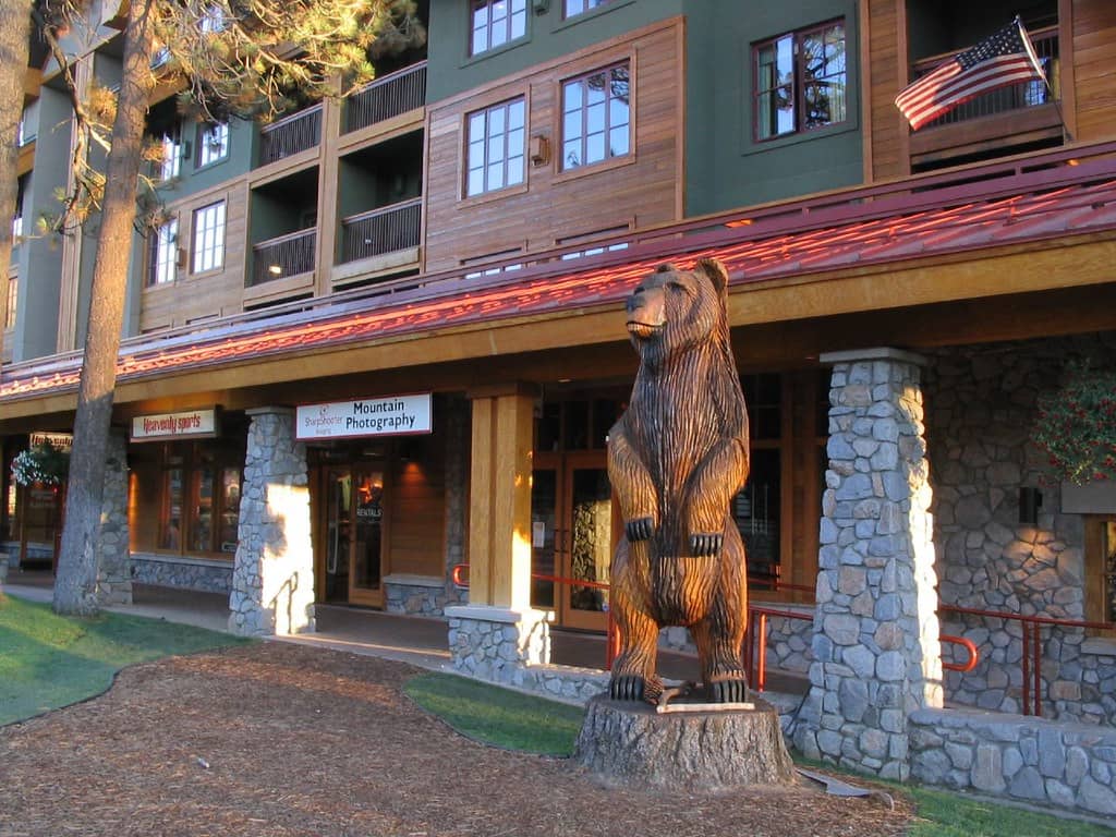 Heavenly Village Exploration