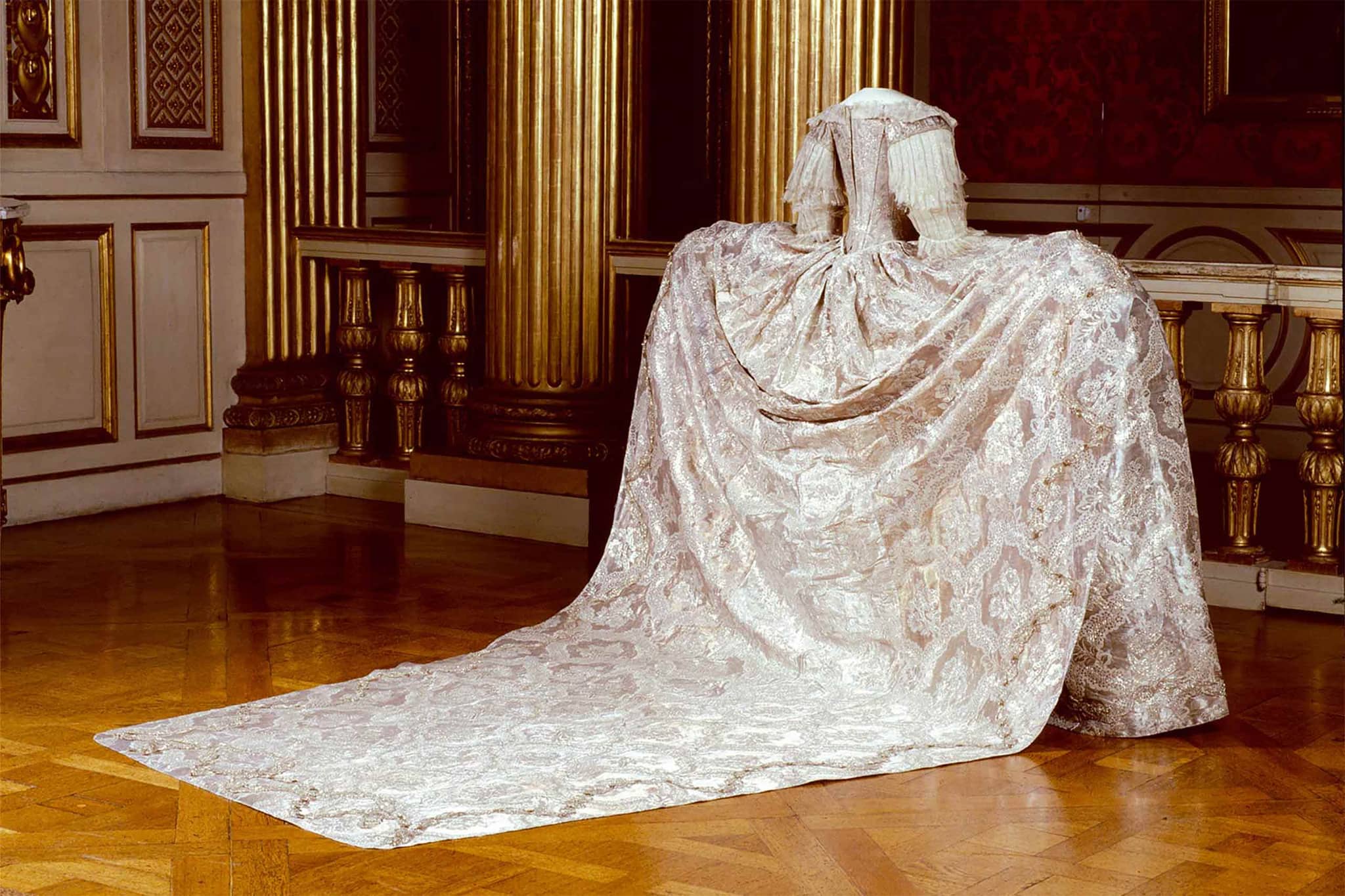 Royal History & Weddings