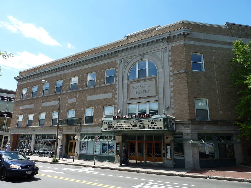 Davis Square Theatre