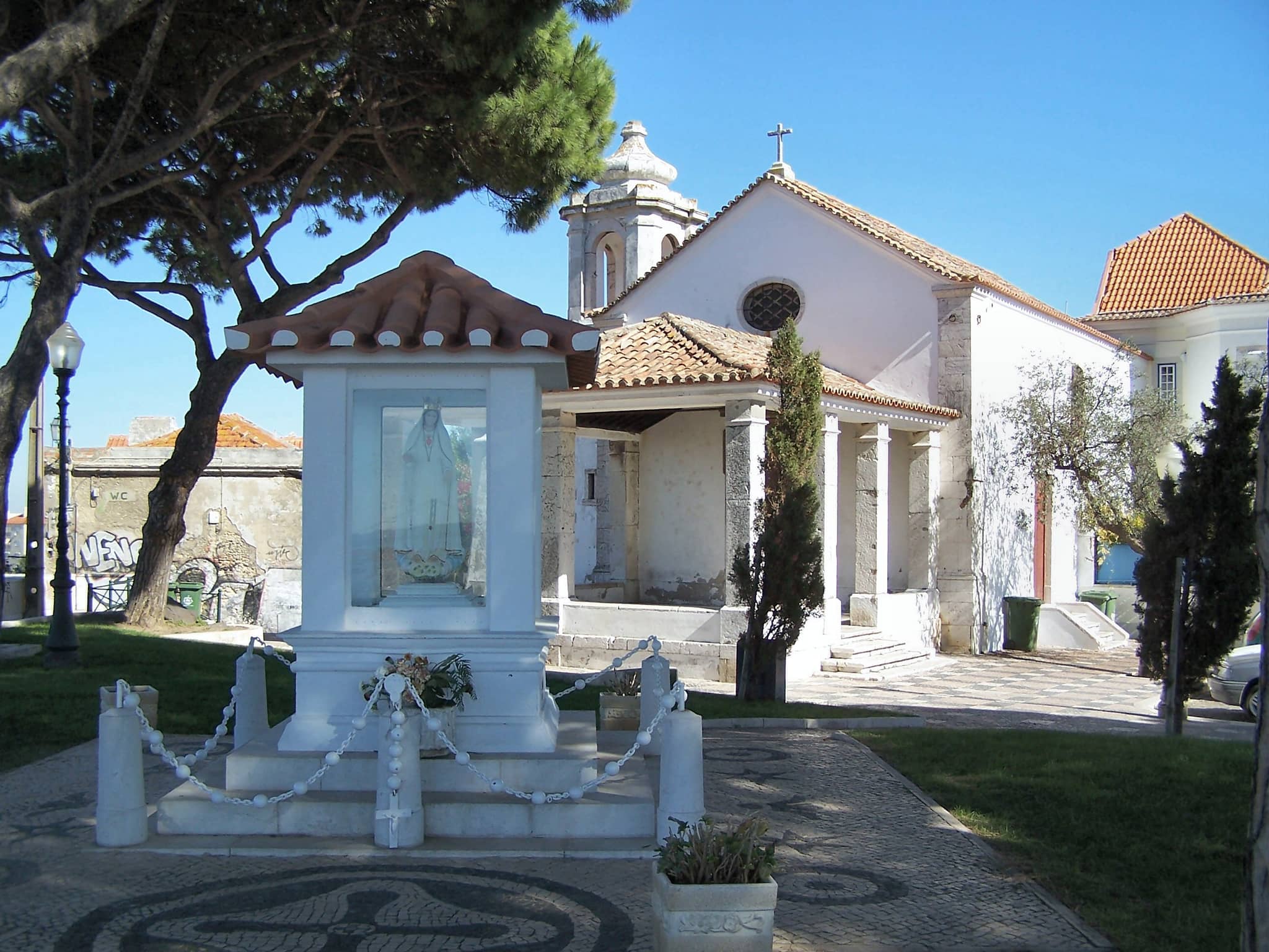 The Iconic Church