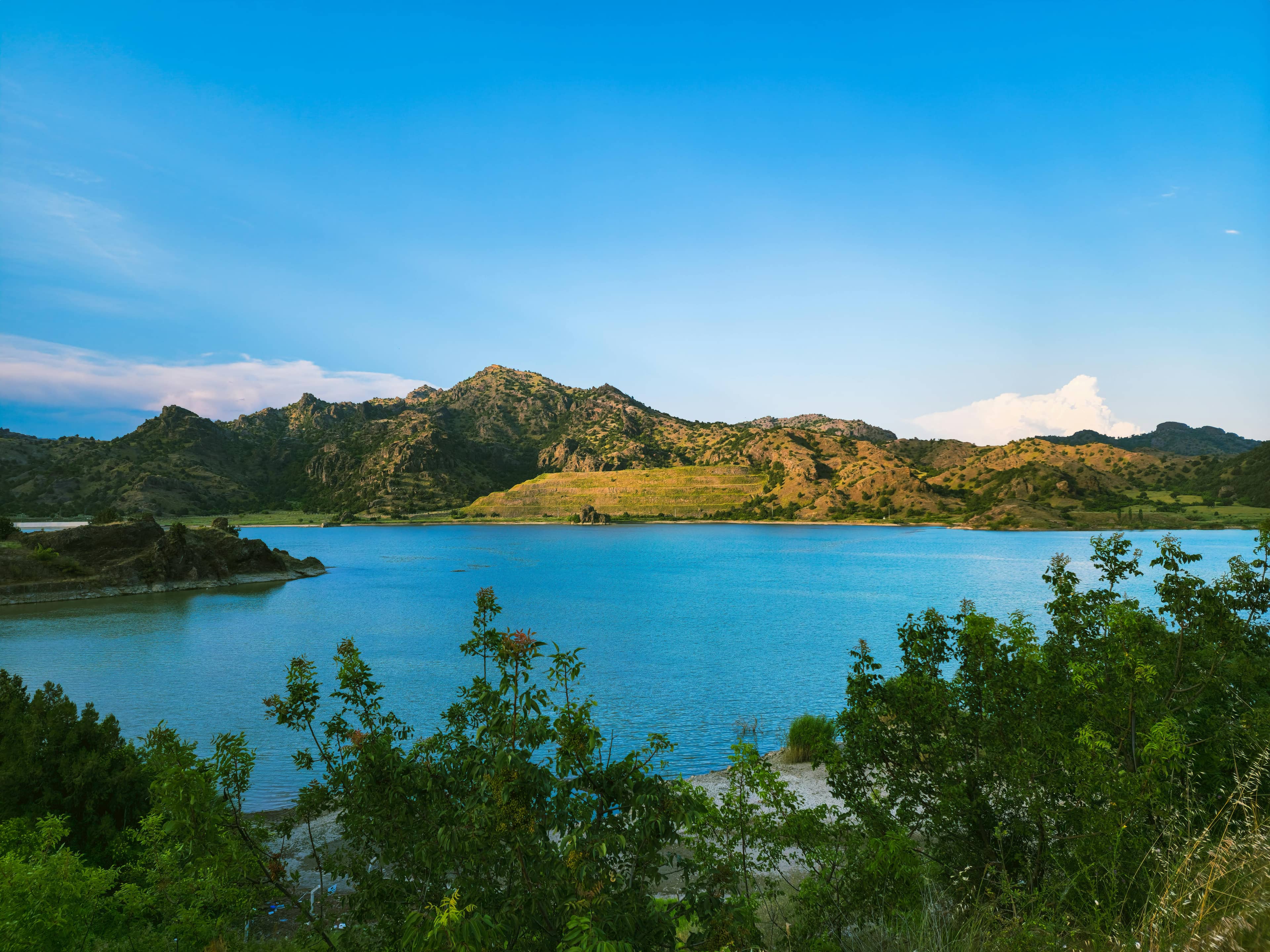 Scenic Camping & Picnics