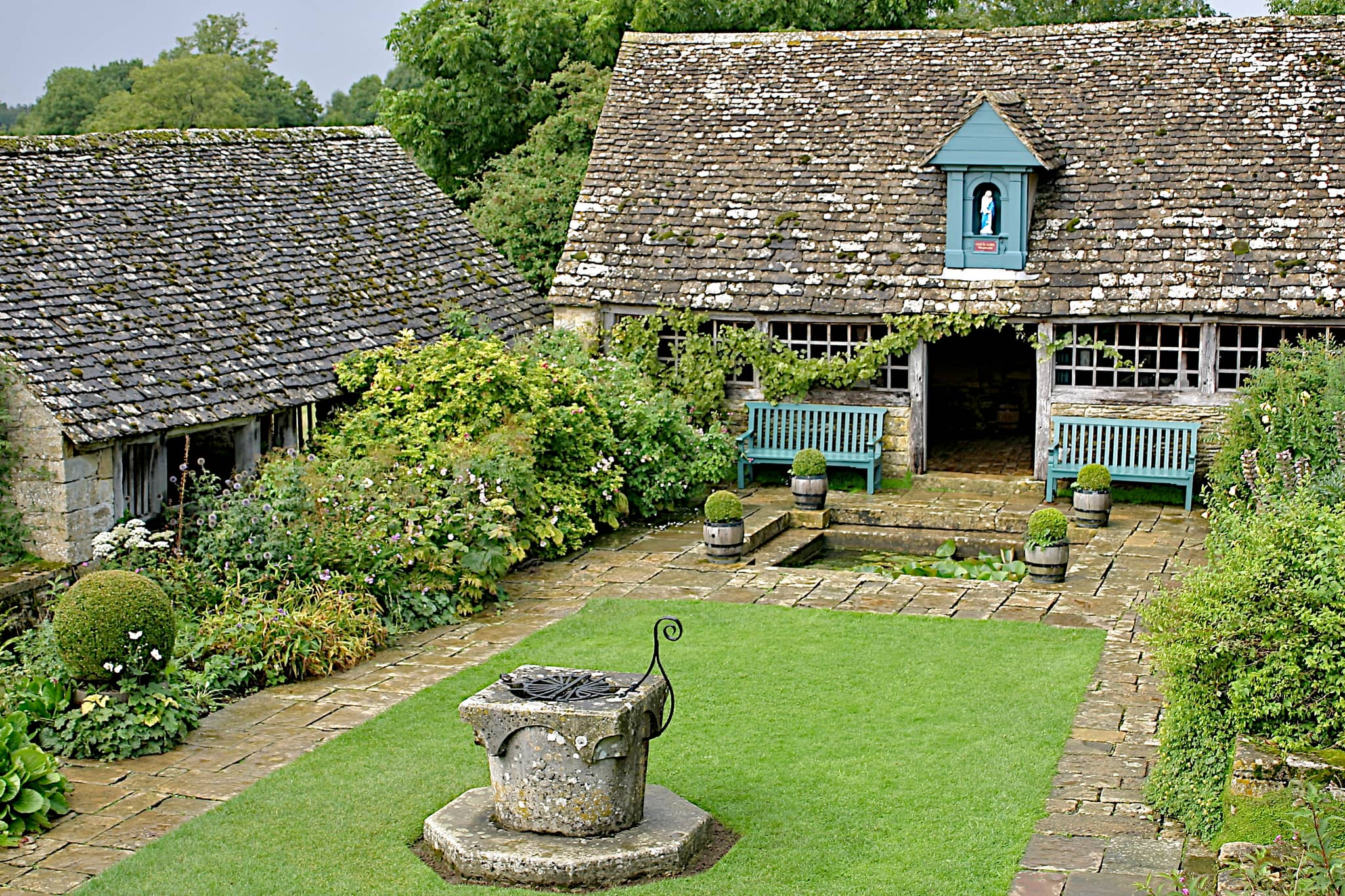 Arts and Crafts Gardens