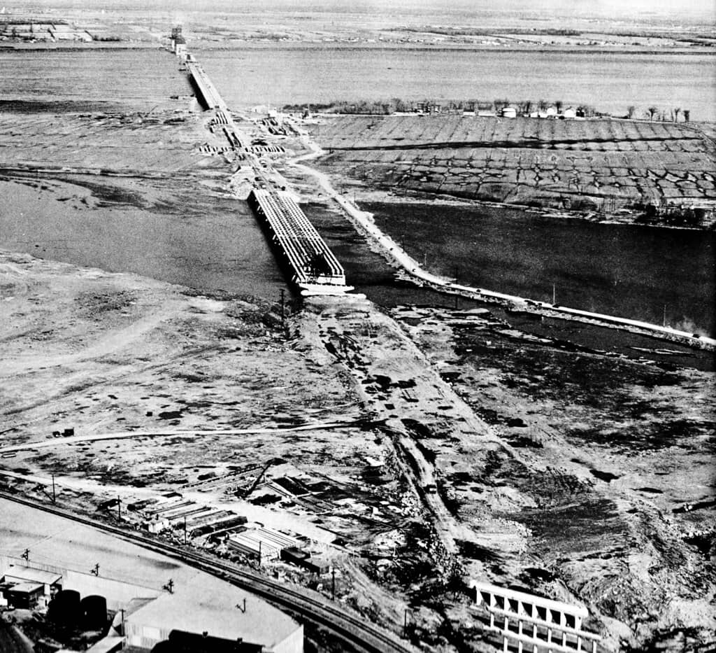 Champlain Bridge Path