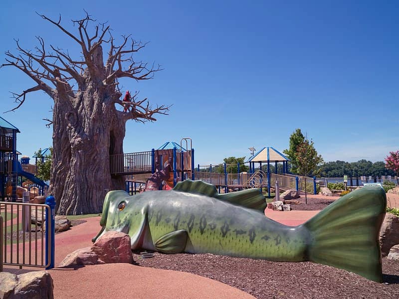 Sprawling Playgrounds