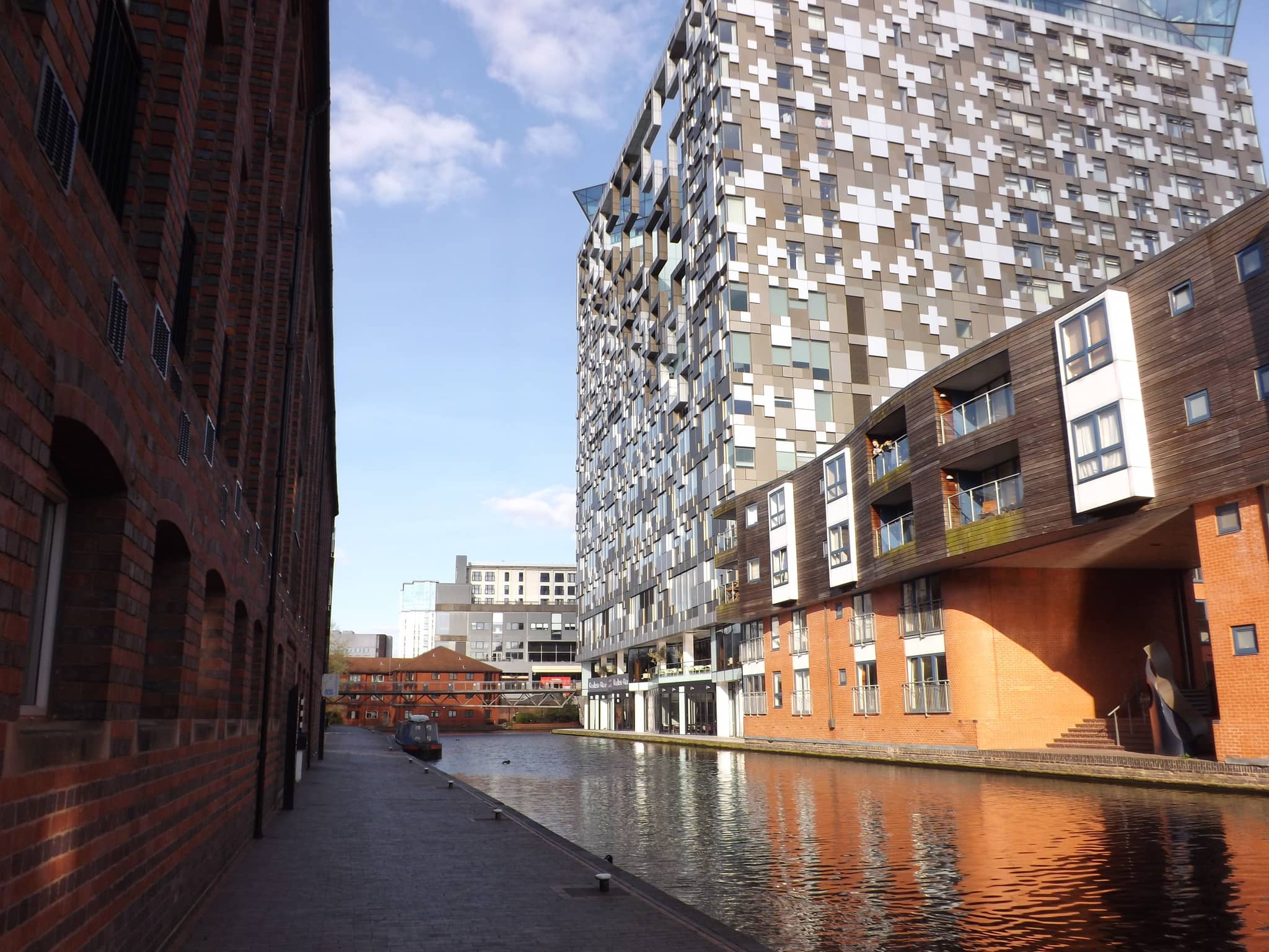 The Cube's Architectural Design