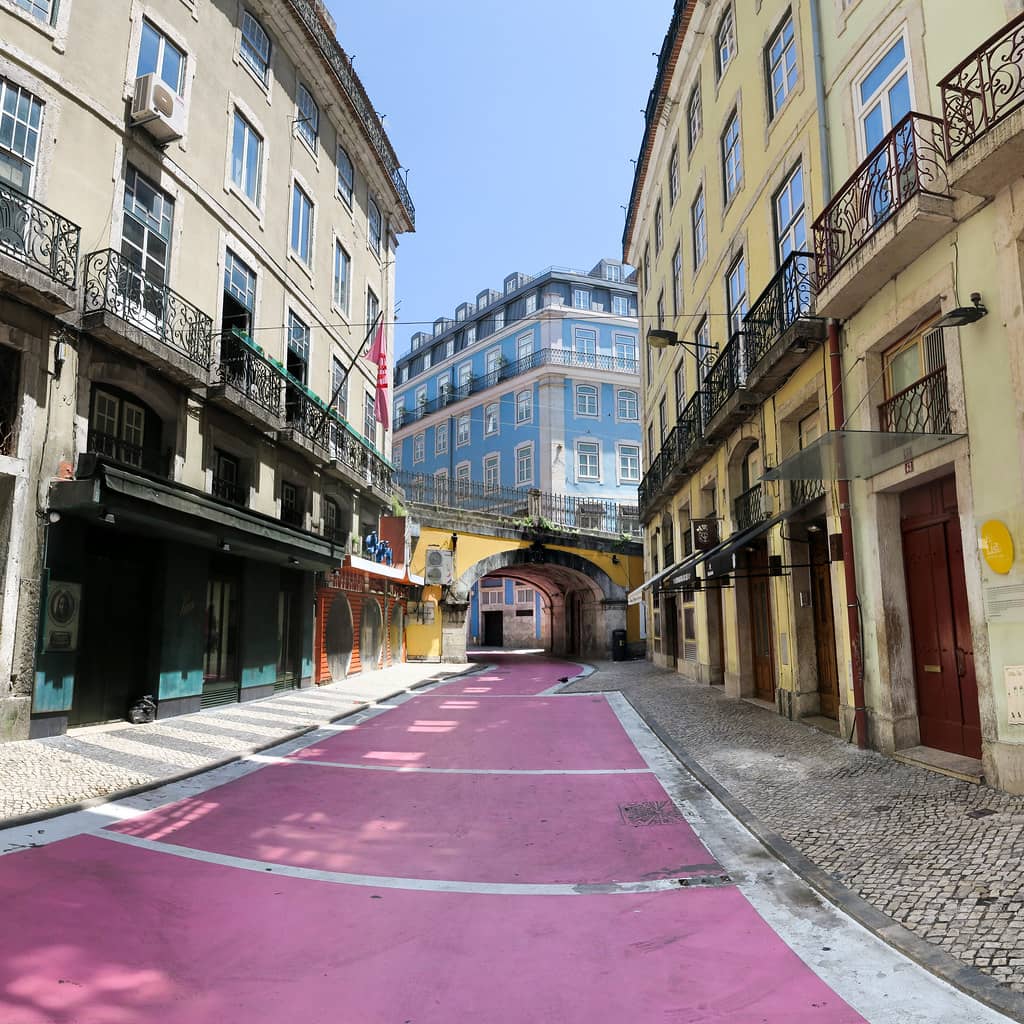 Rua Cor-de-Rosa (Pink Street)
