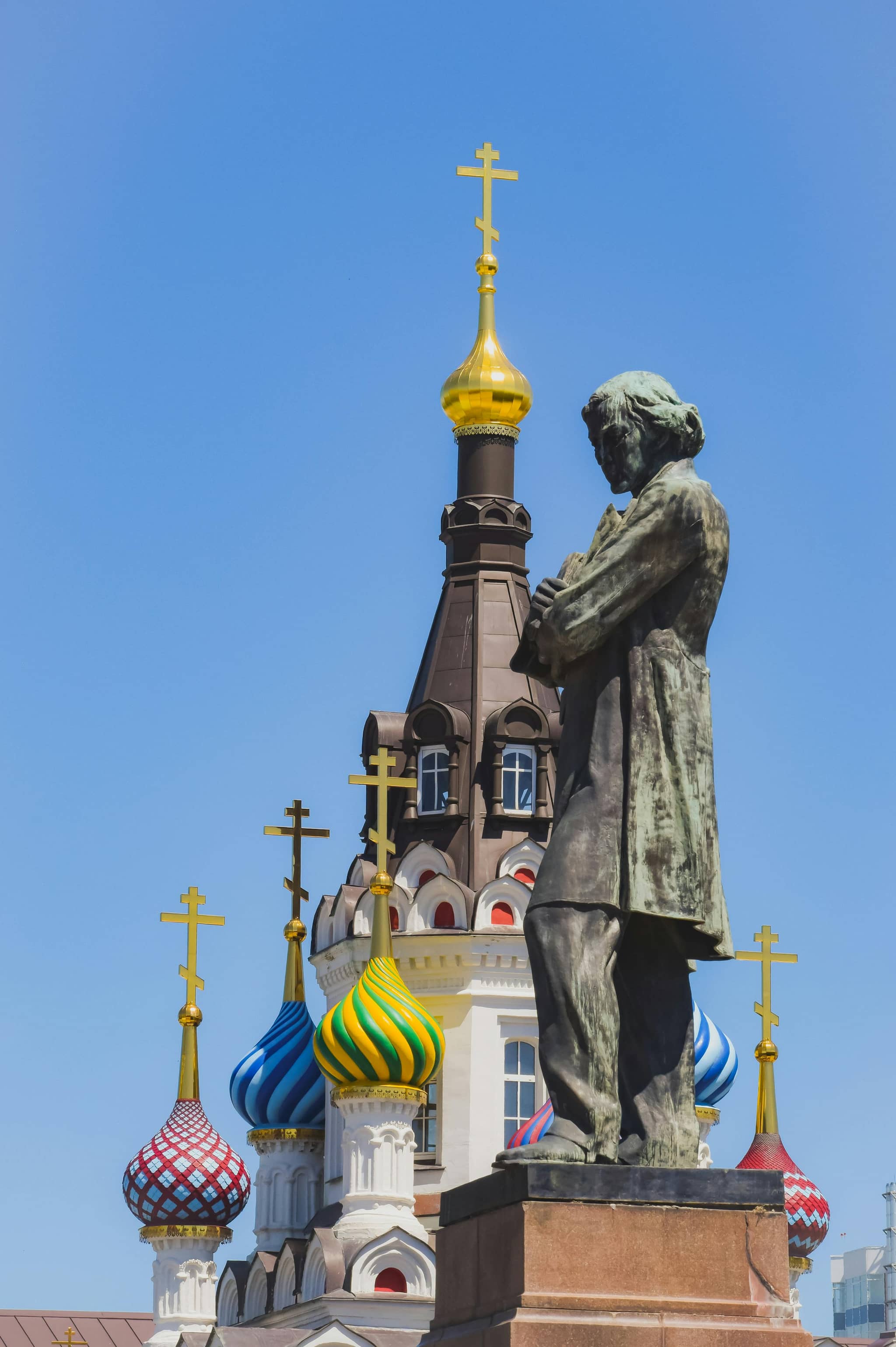 Intricate Exterior Sculptures