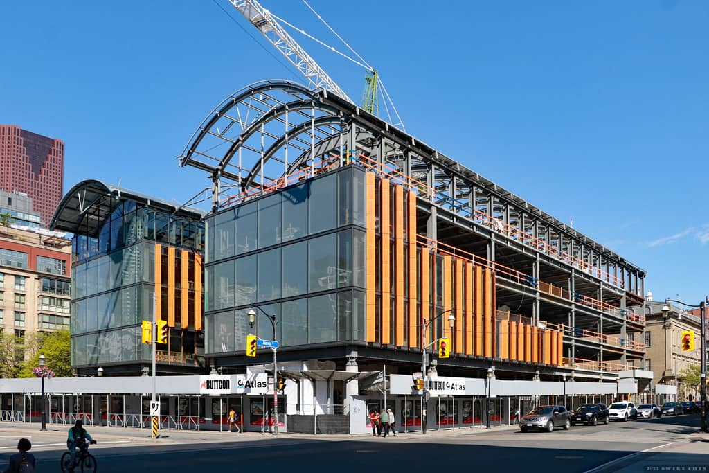 Sunday Antique Market