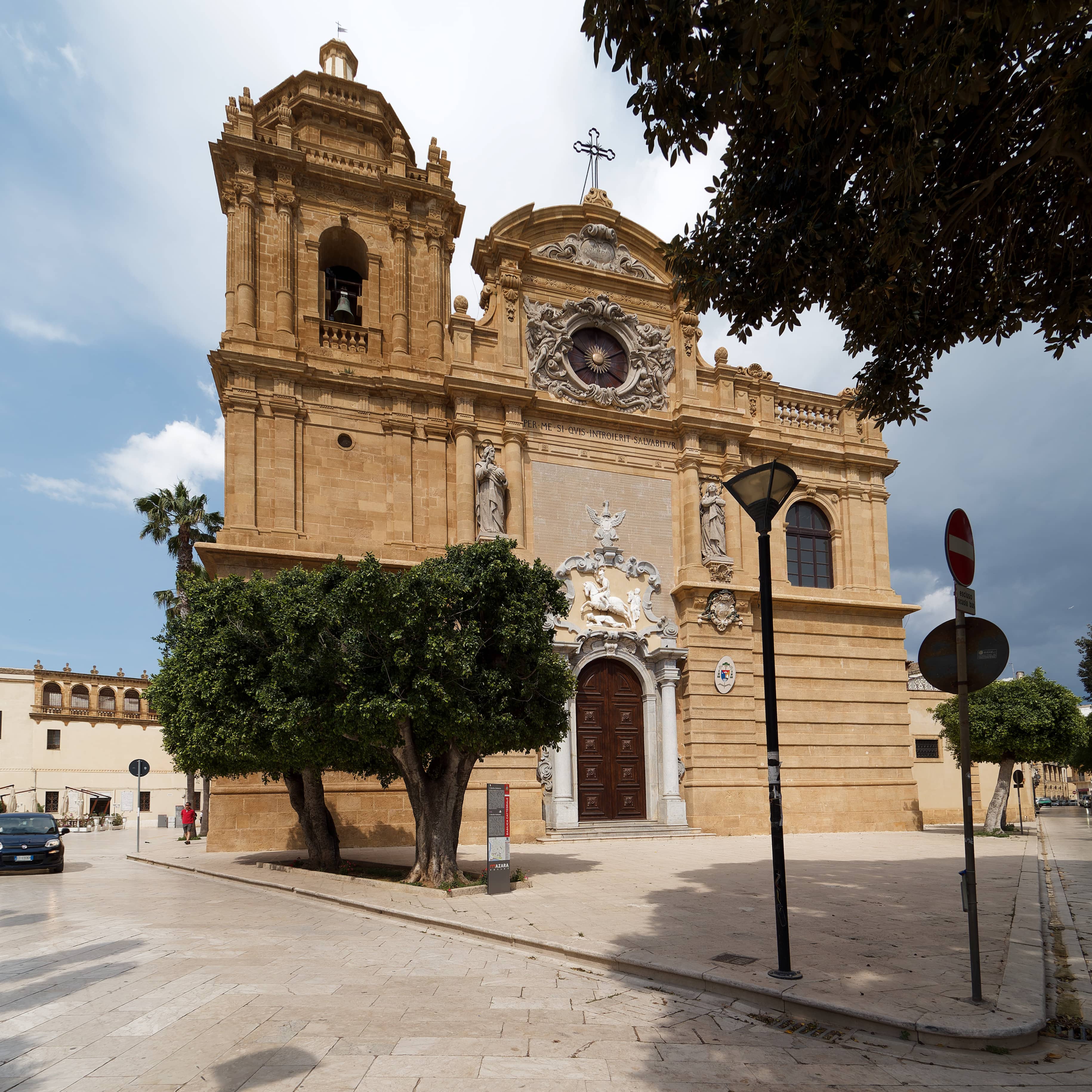 Cupola Climb & City Views
