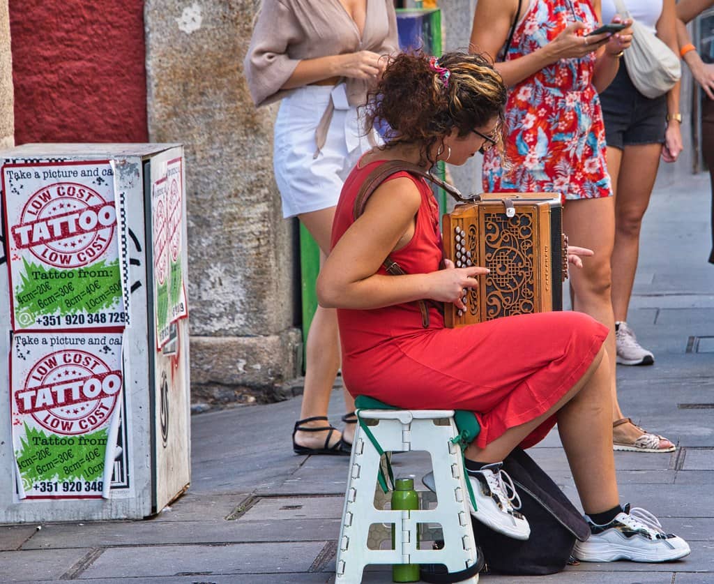 Charming Boutiques & Cafes