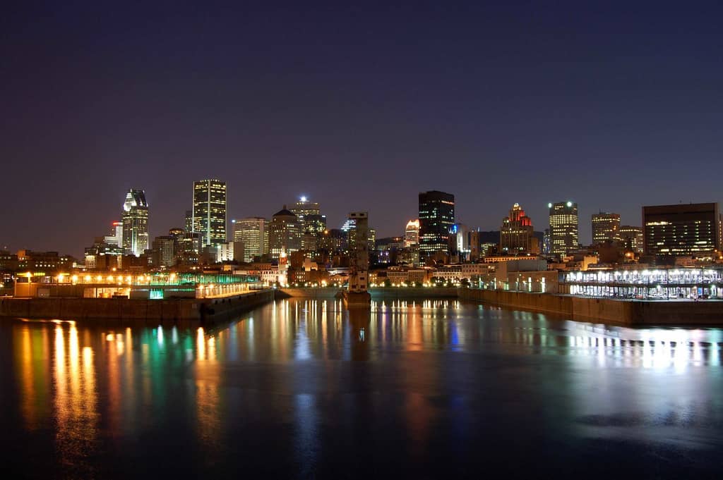 'Bonjour Montreal' Sign