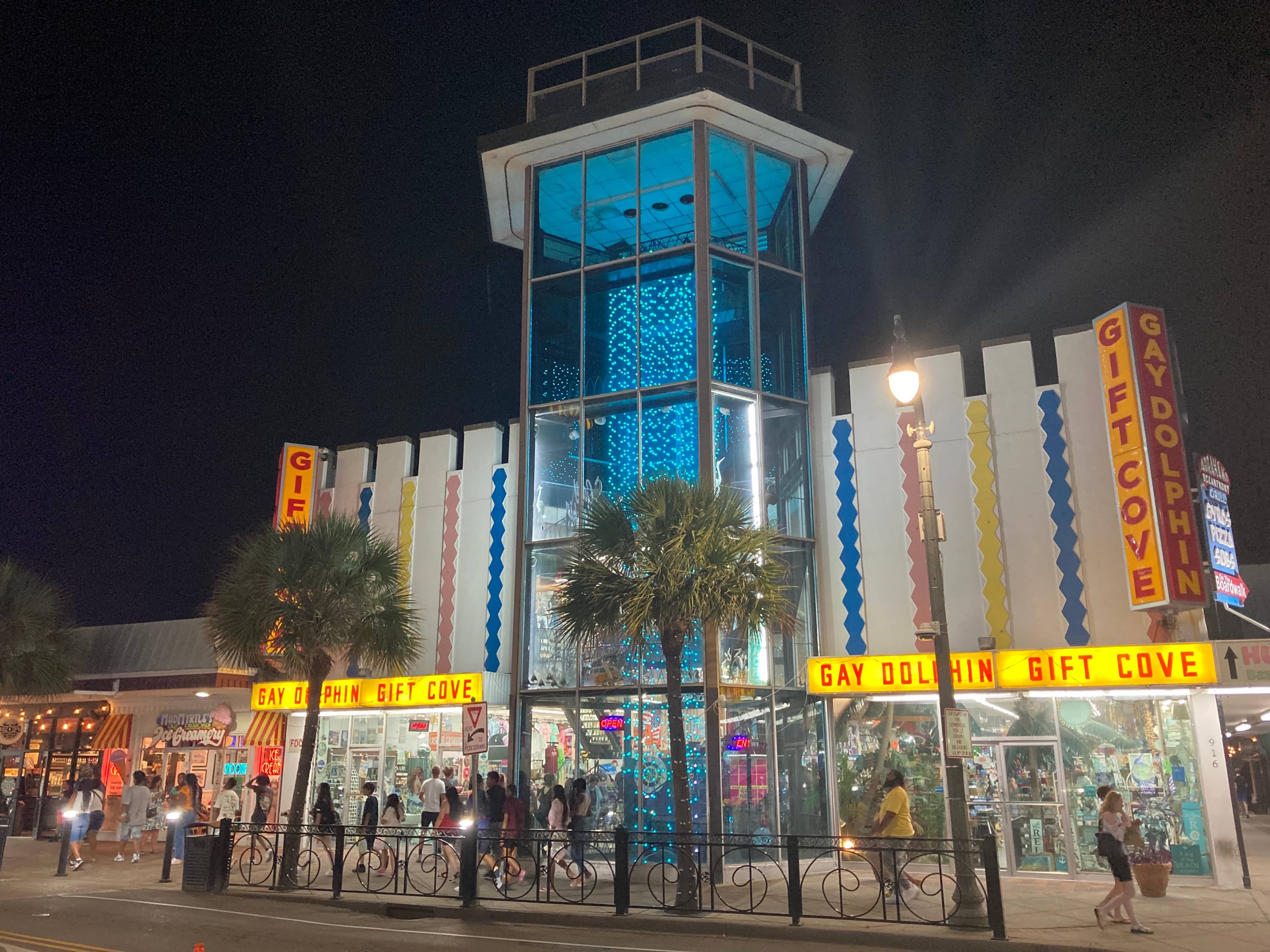 Arcades & Amusements