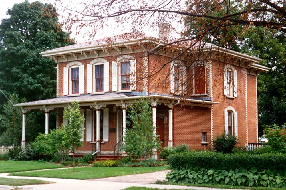 Beautiful Museum Grounds