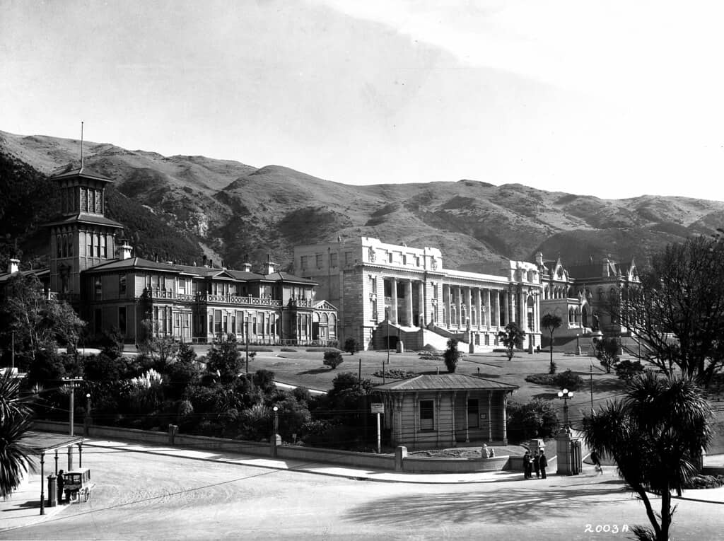 New Zealand Art Collection