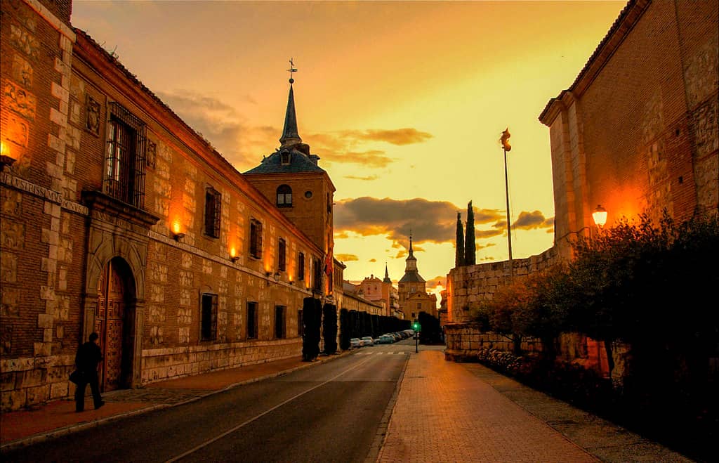 Artistic Neighborhood Vibe