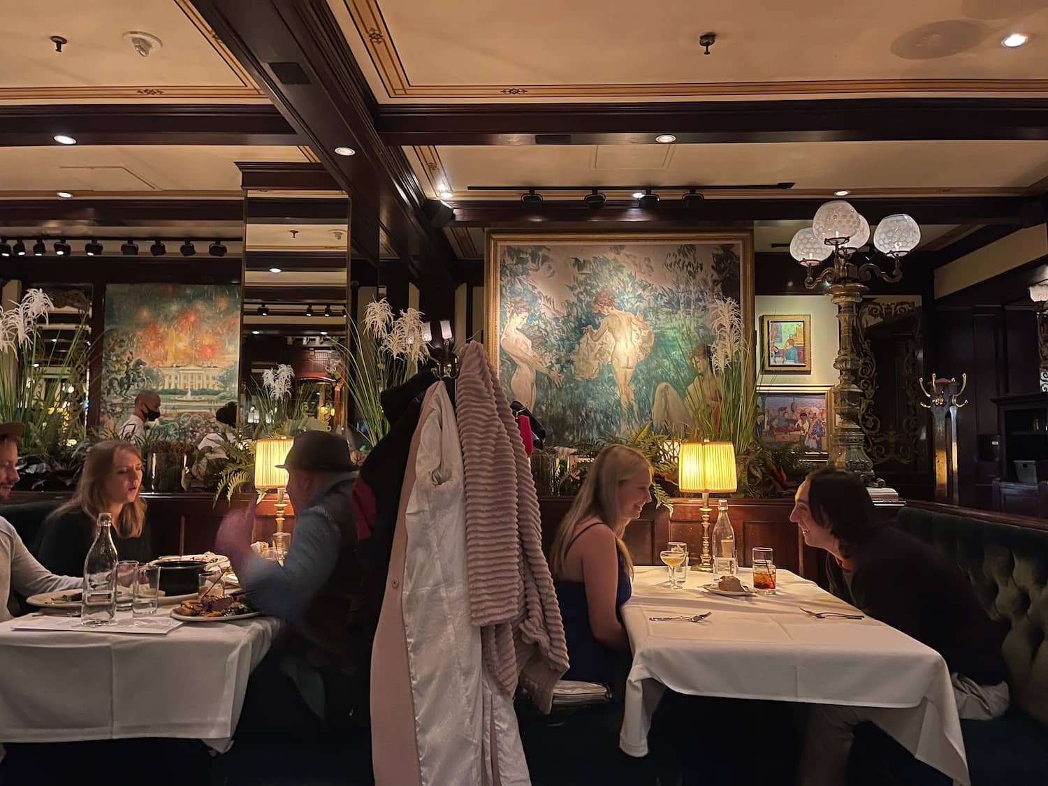 Local Eateries & Cafes