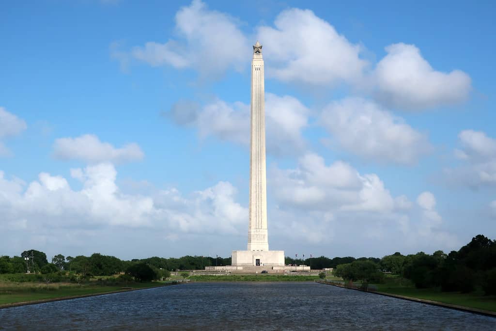 The Monument's Iconic Structure