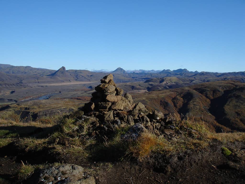 Valahnukur Hike