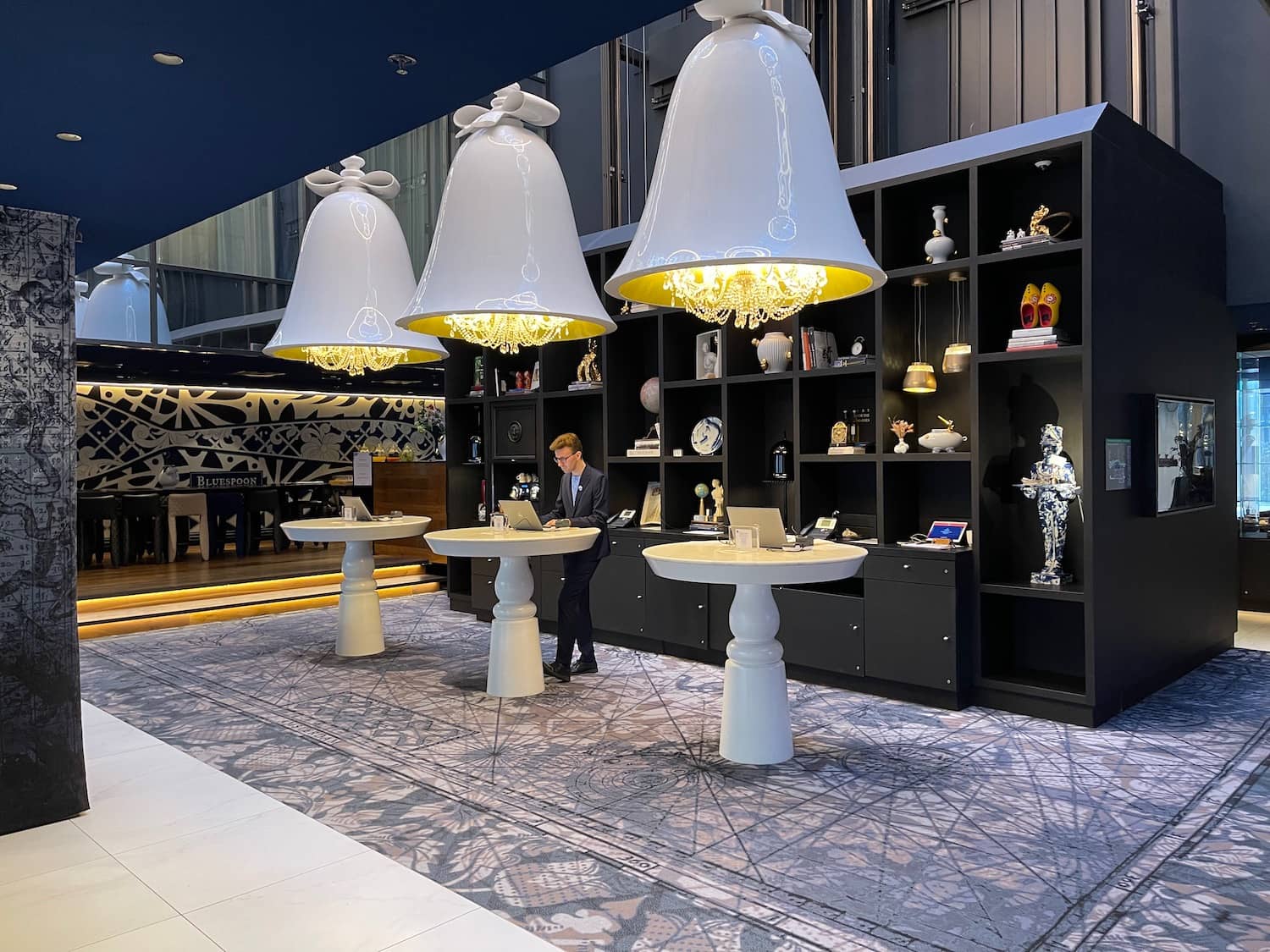 IT'S A PRESENT! Boutique