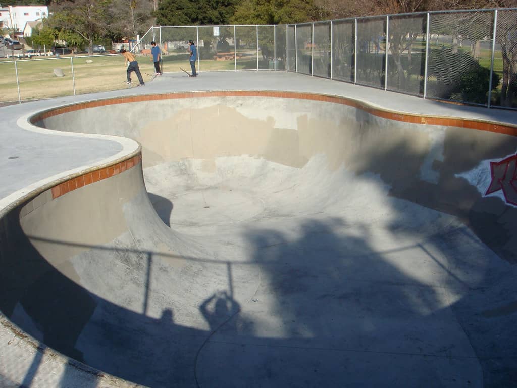 HIGHLAND PARK BOWL
